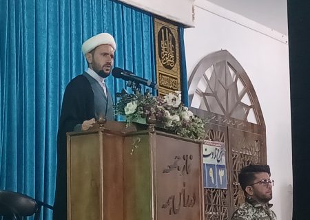 امام جمعه موقت: تبعیت از رهبری رمز پایداری ملت ایران است / دشمنان در جنگ اقتصادی ناکام خواهند ماند