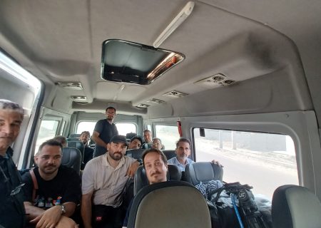 بازدید خبرنگاران خارجی از محل جنایت حمله آمریکا به عروسی در کوهستک